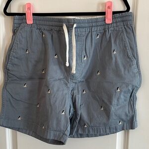 J. Crew embroidered dockside shorts - L